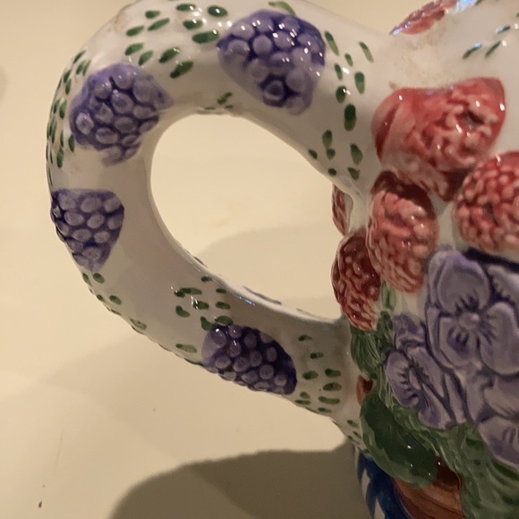 Tea Pot With Floral Garden - Picture 3 of 7